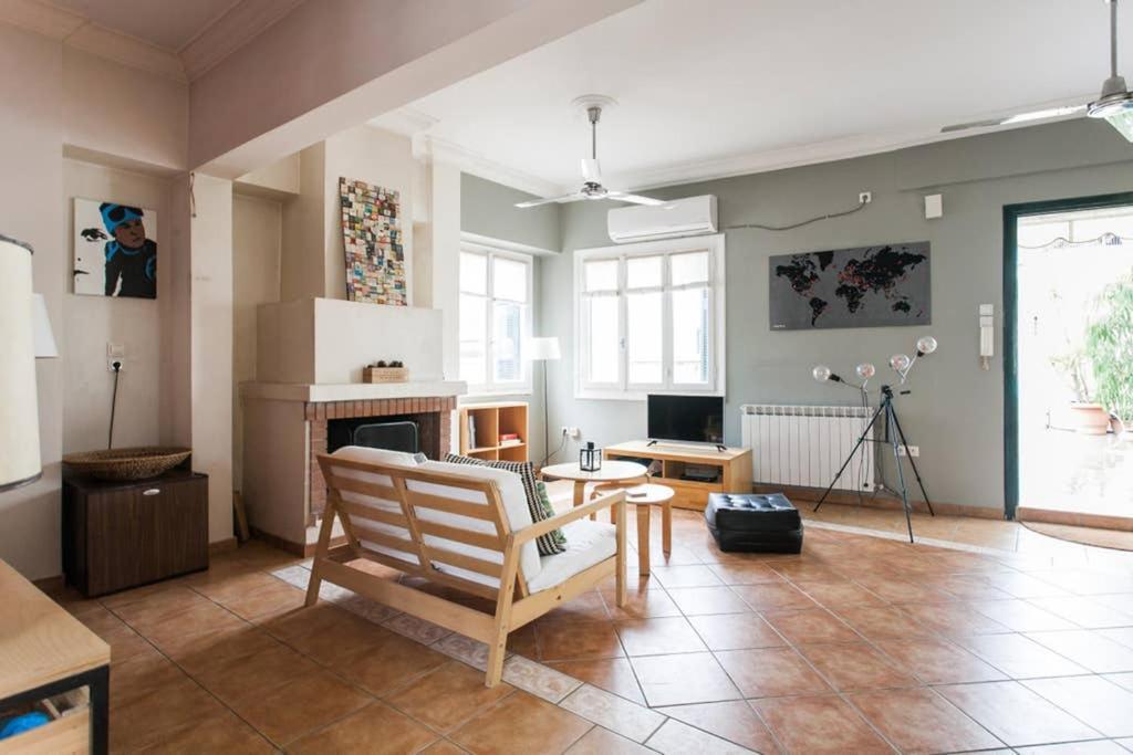 Mid Century 3 Bdr City Centre Townhouse Athén Kültér fotó